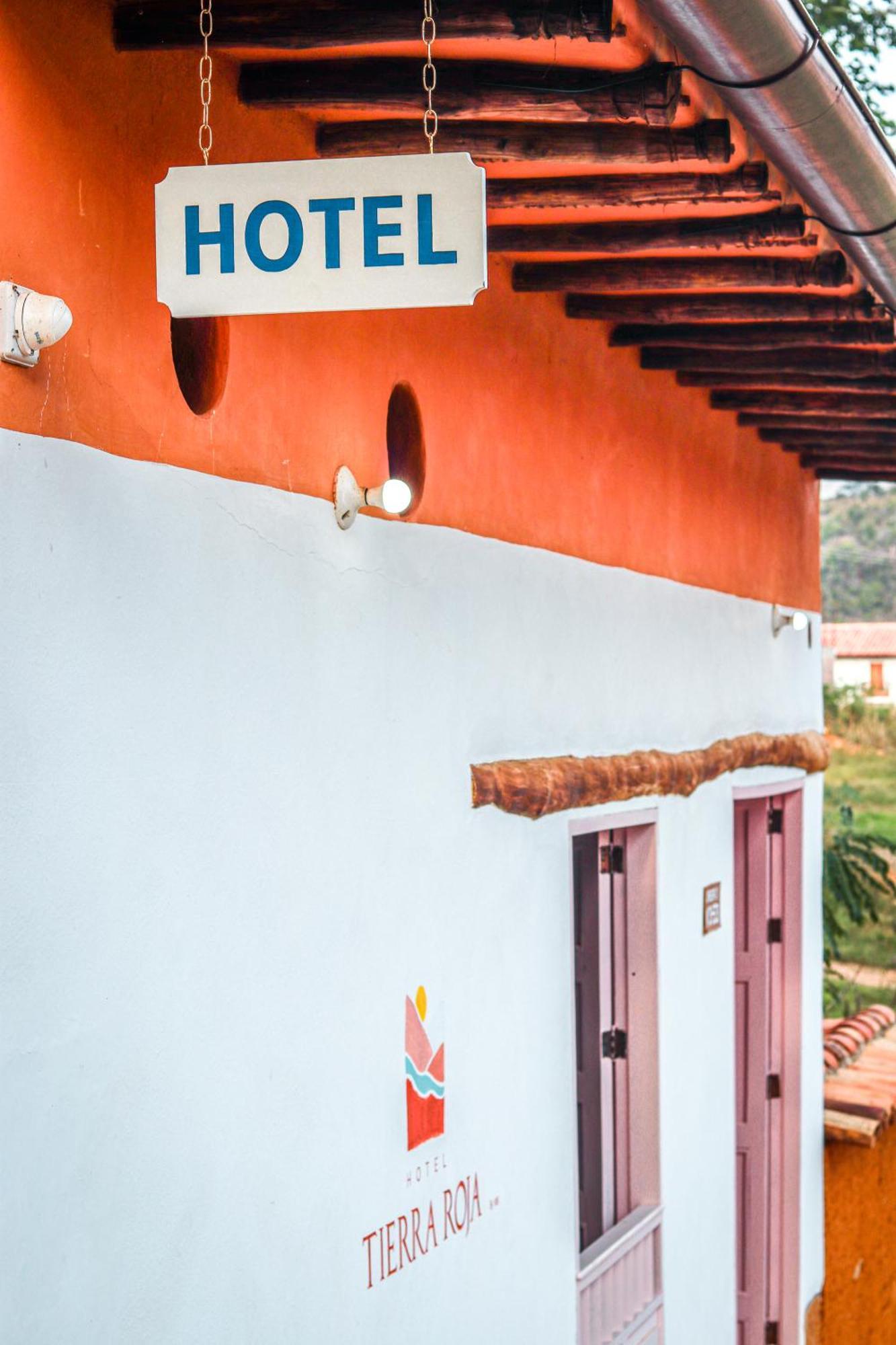 Hotel Tierra Roja By Mh Баричара Экстерьер фото